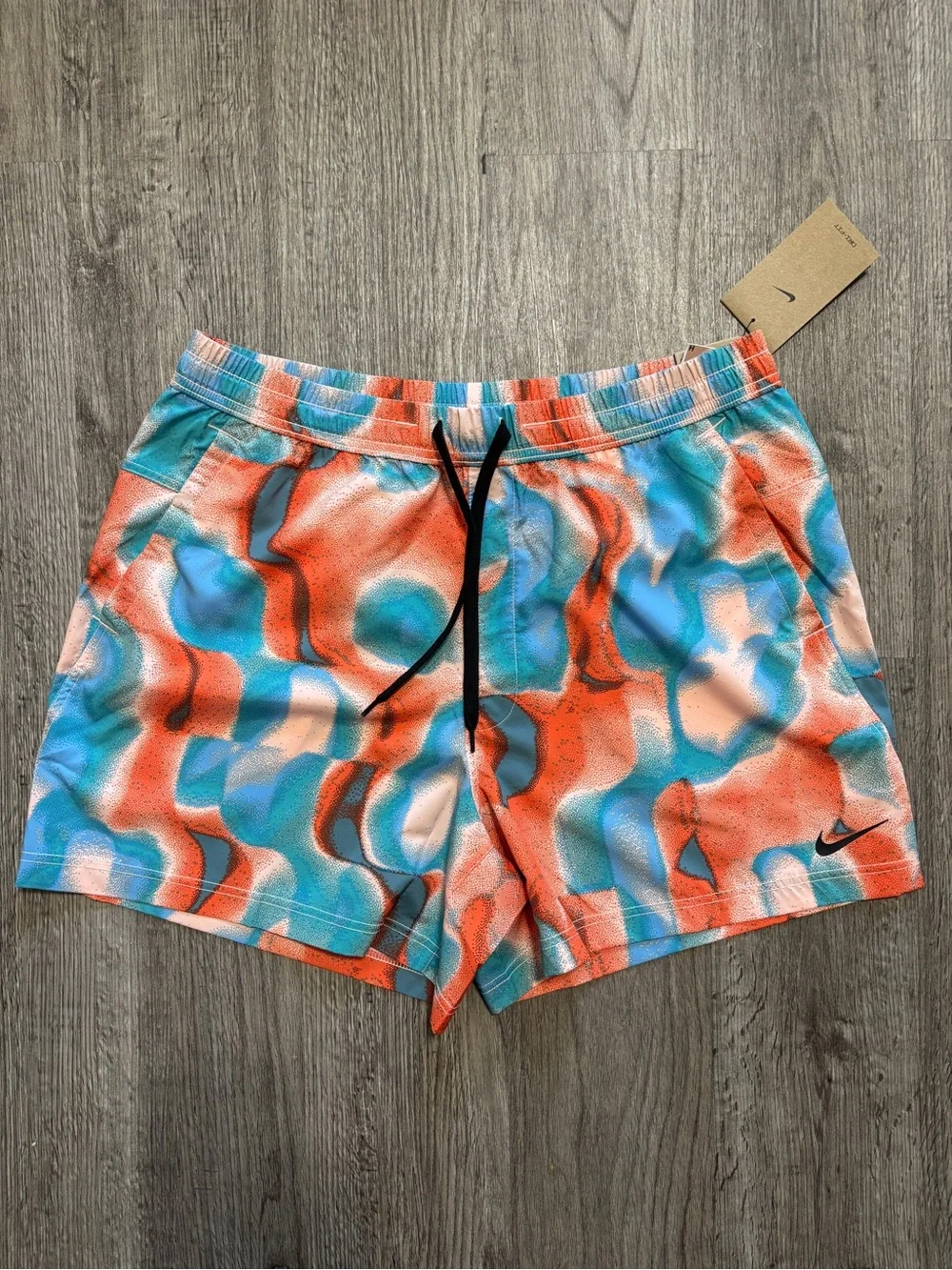 Nike Shorts Multifuncional Printed Men’s Size L Blue Orange lightweight - Picture 2 of 11